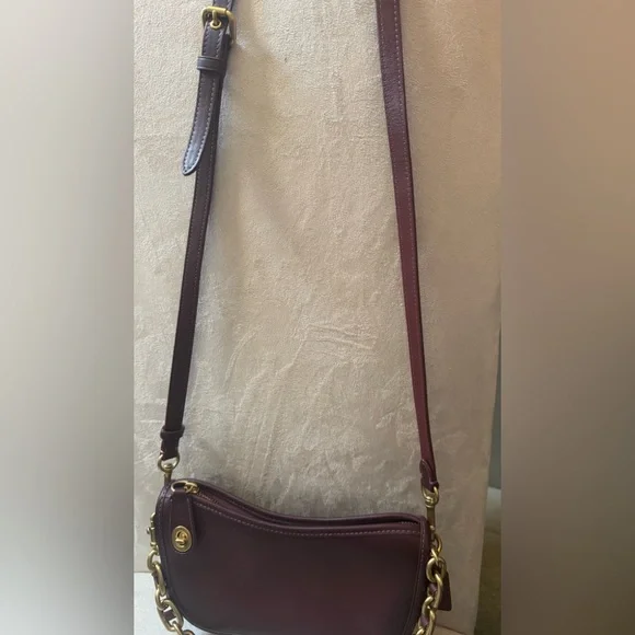 New Coach Original Swinger Convertible Crossbody - Picture 5 of 16